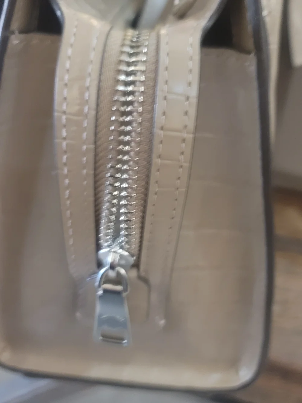 COACH Pebbled Leather Satchel in Light Beige ,  Matching Wallet Andrea Carryall